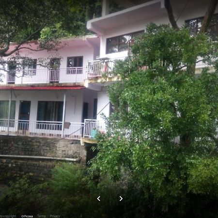 Nazara Home Stay Kasauli Esterno foto