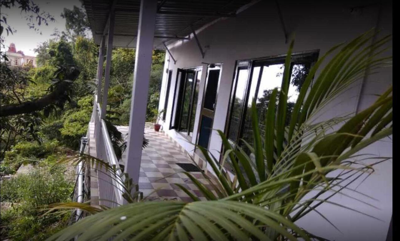 Nazara Home Stay Kasauli Esterno foto